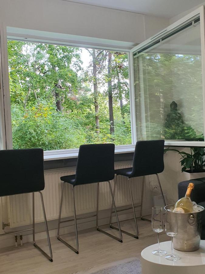 Close To The Metro And The Beach!!! With A View Of The Scandinavian Forest 스톡홀름 외부 사진